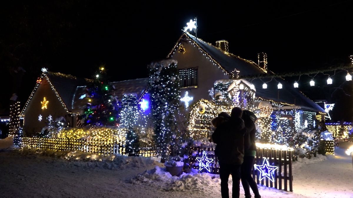 Nejrozzářenější dům v Česku zdobí na Vánoce přes 91 tisíc žárovek